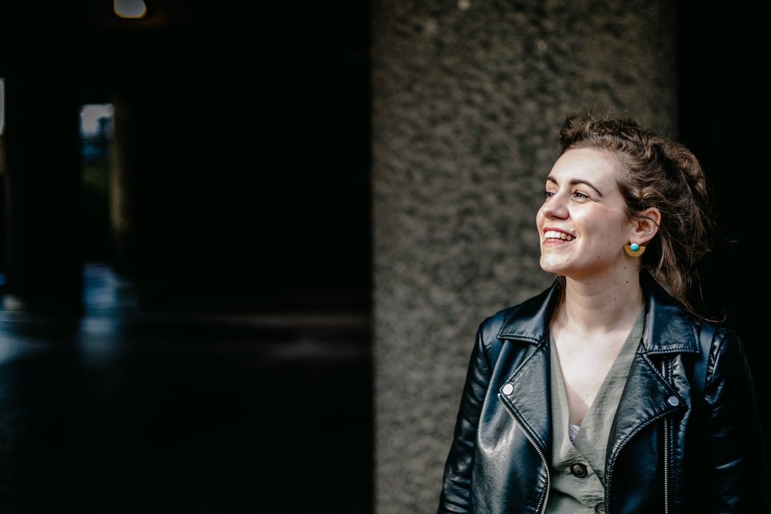 Relaxed engagement and couples photography in Barbican, London