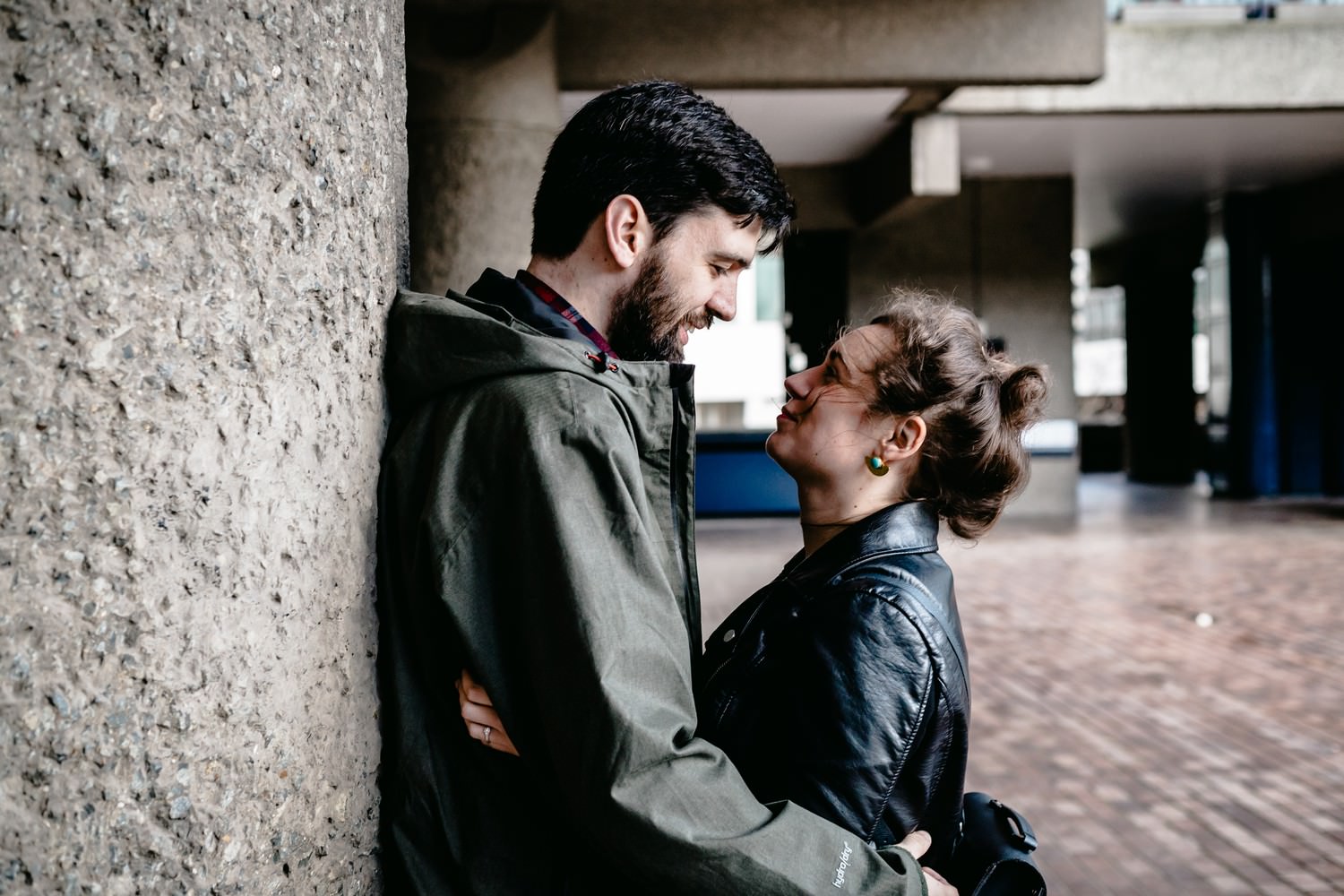 Relaxed engagement and couples photography in Barbican, London