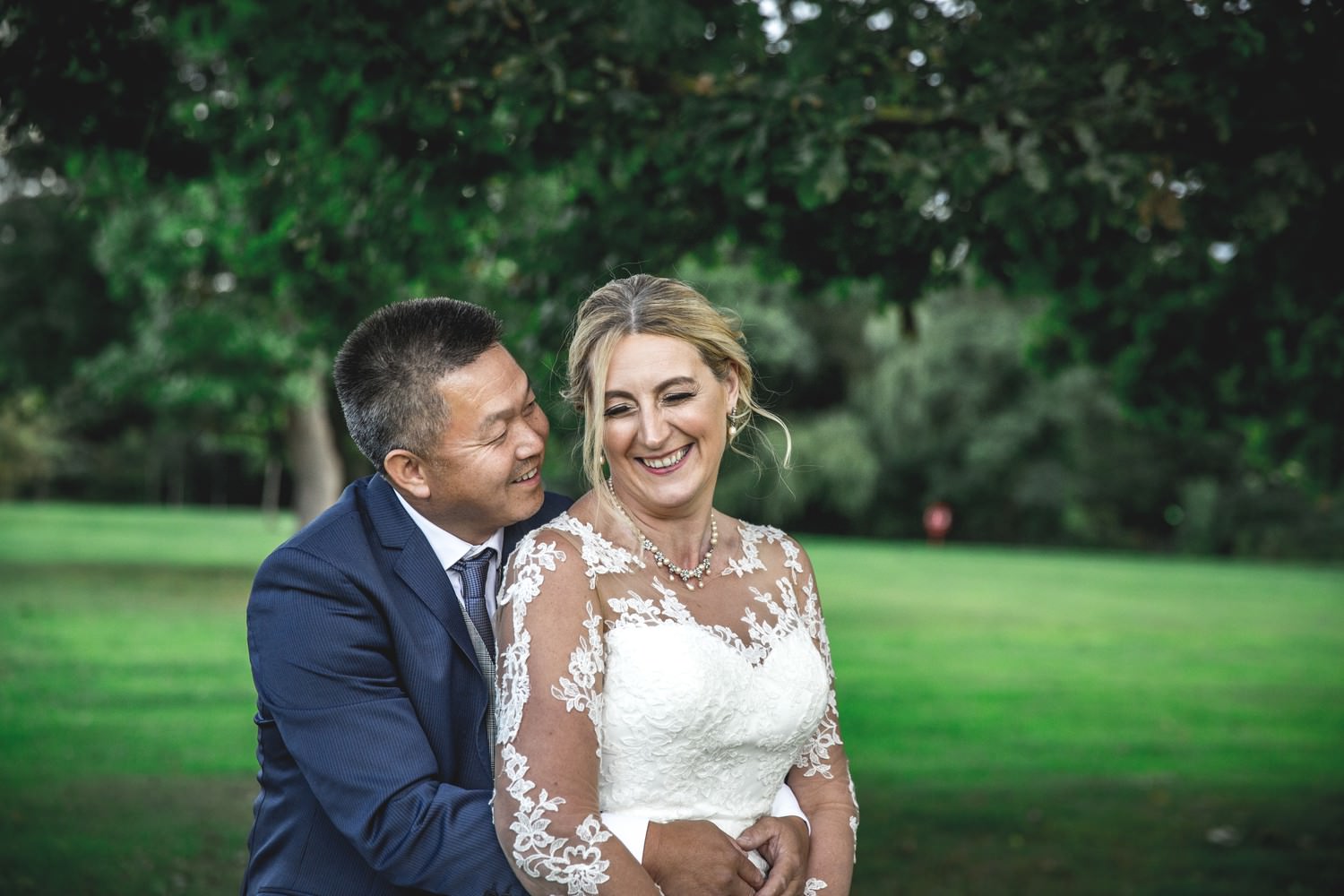 Relaxed wedding photography at Belair House, London