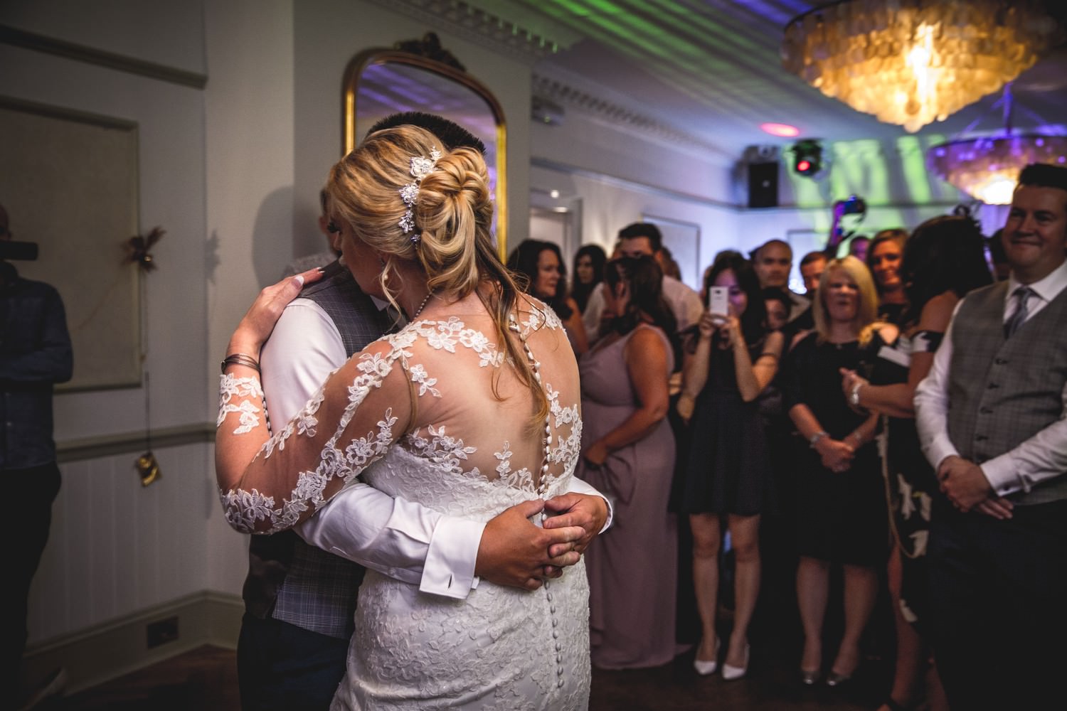 Relaxed wedding photography at Belair House, London
