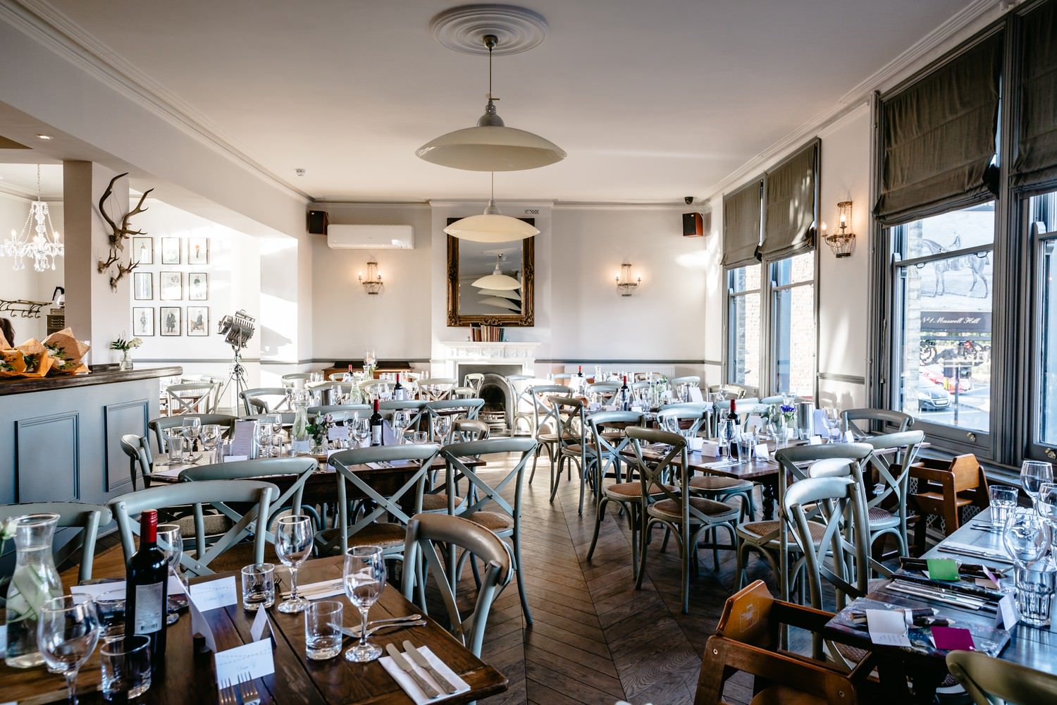 Relaxed pub wedding photography at Victoria Stakes, Muswell Hill, London