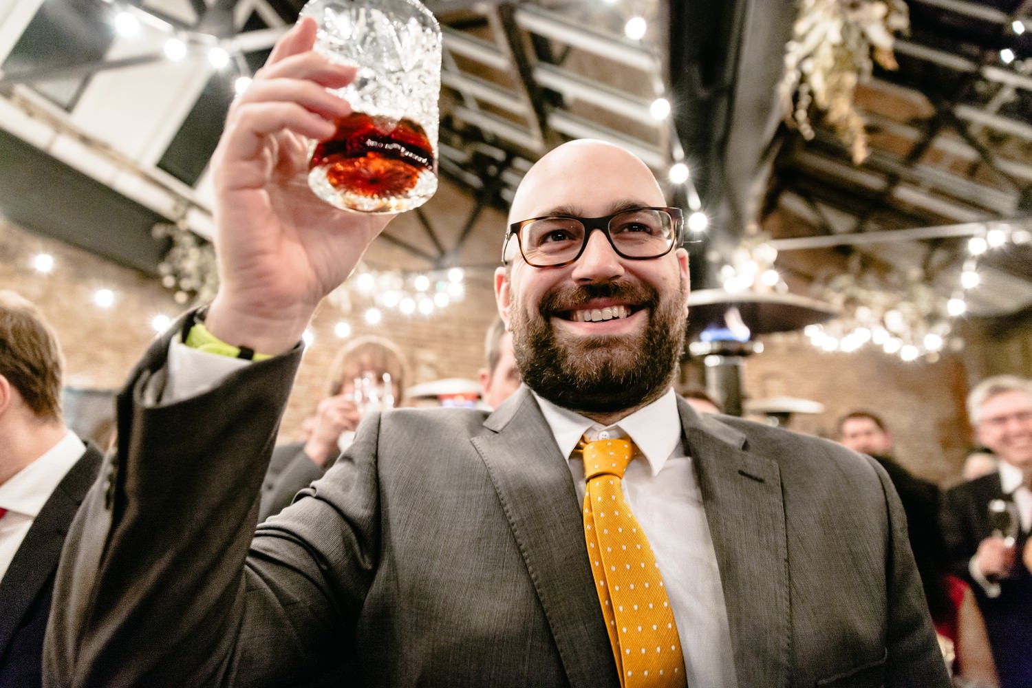 Relaxed pub wedding photography at Victoria Stakes, Muswell Hill, London