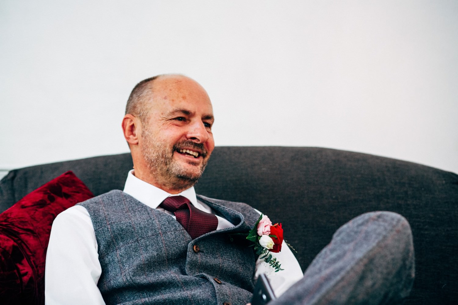 Relaxed urban wedding photography at Devonshire Terrace, London