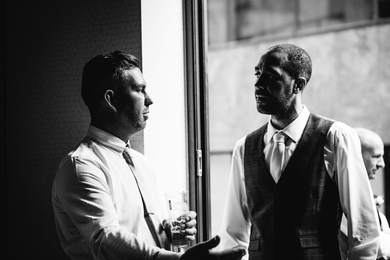 Relaxed urban wedding photography at Devonshire Terrace, London