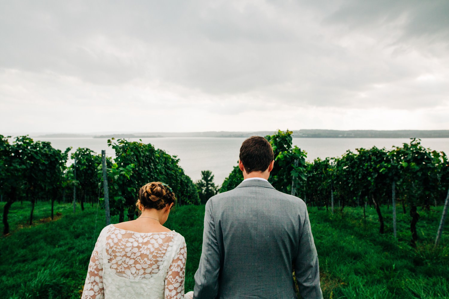 Relaxed pub Wedding Photography in Edinburgh