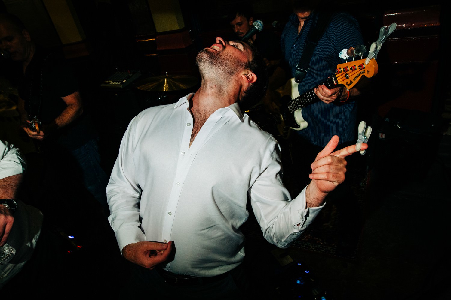 Relaxed pub wedding photography in Scotland