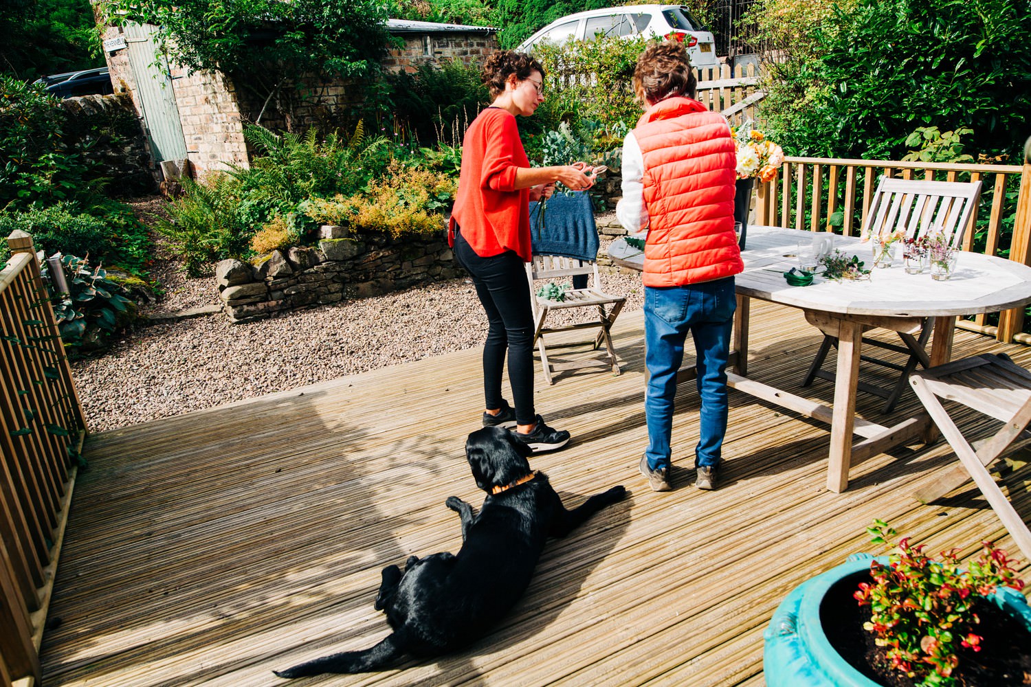 Relaxed Scottish Borders wedding photography near Edinburgh