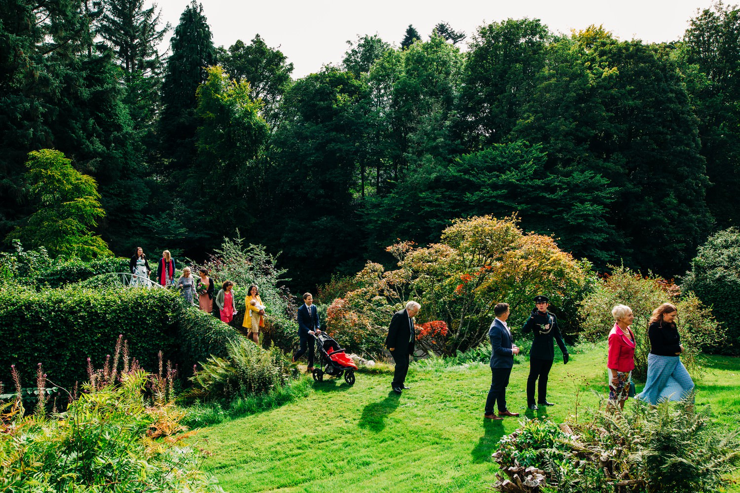Relaxed Scottish Borders wedding photography near Edinburgh