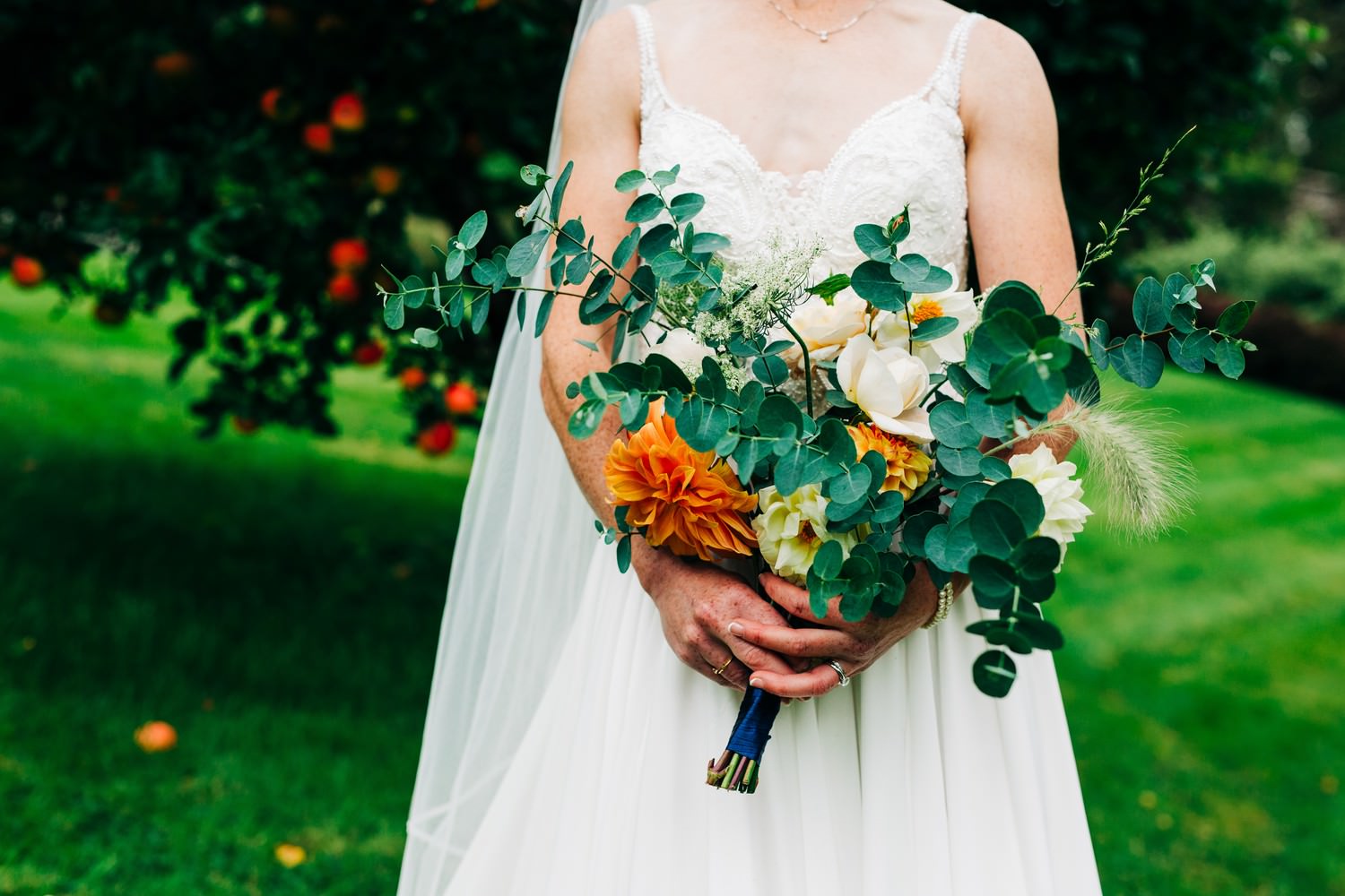 Relaxed Scottish Borders wedding photography near Edinburgh